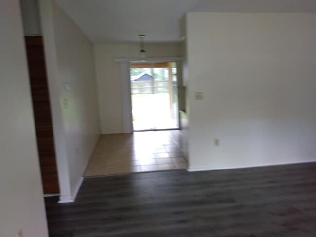 Building Photo - #612-613 Suncrest