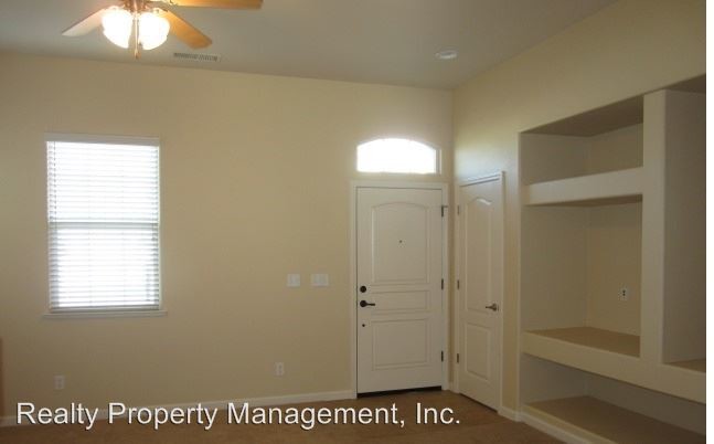 Building Photo - 3 br, 2 bath House - 5359 W. King Fisher Lane