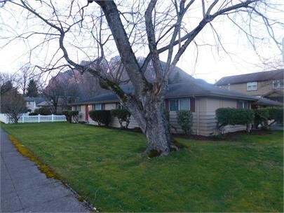 Primary Photo - 306 Bendigo Blvd N