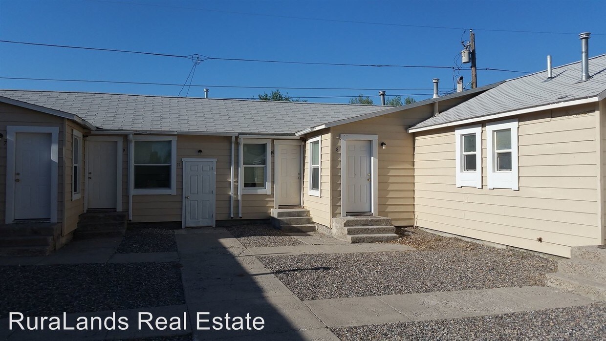 321 E Madison Ave, Riverton, WY 82501 Room for Rent in Riverton, WY
