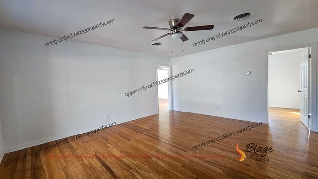 Building Photo - Beautiful 3/1 in Westlawn