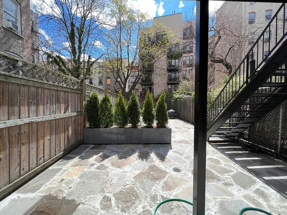 Beautiful 2 bedroom with garden in South ... - Beautiful 2 bedroom  with garden in South ...