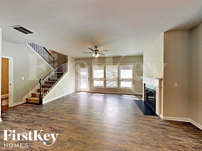 Foto del edificio - 3204 Baylor Cir