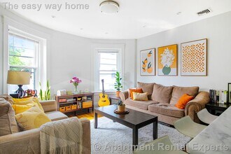 Building Photo - 40 Cameron St