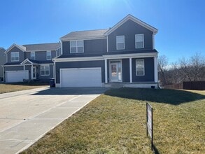 Building Photo - 2507 Hummingbird Cir