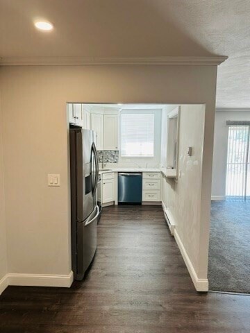 Foto del edificio - 215 Thomas E. Burgin Pkwy