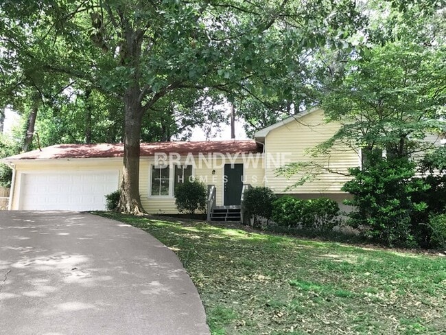 Building Photo - 2472 Westhill Ct NW