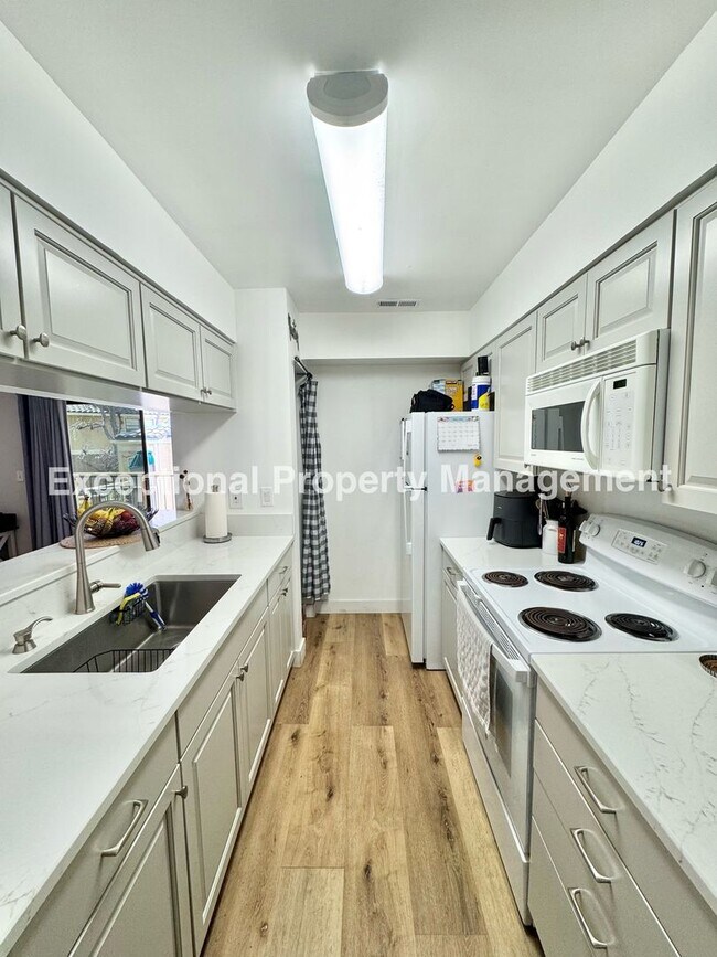 Foto del edificio - Ready to move in 1 bed 1 bath home