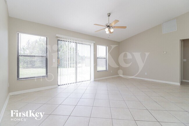 Foto del edificio - 948 Buford St NW