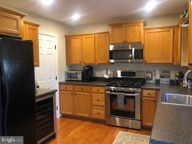 Building Photo - 655 Shropshire Dr