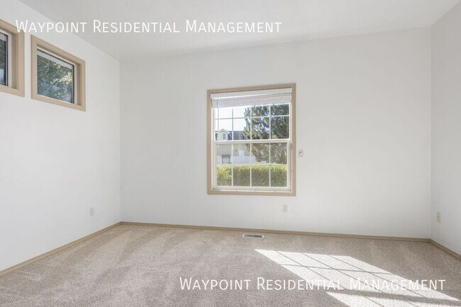 Foto del edificio - 9640 W Sleepy Hollow Ln