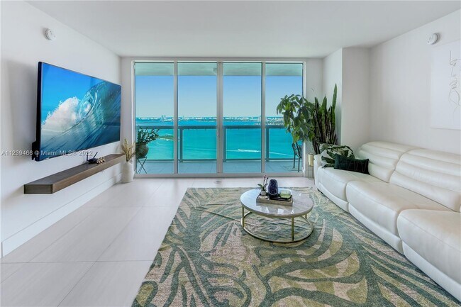 Foto del edificio - 1800 N Bayshore Dr  3707 Miami Fl 33132