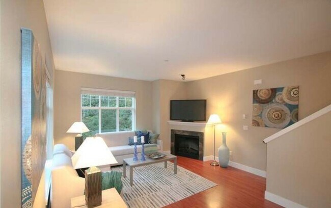Foto del edificio - 22549 NE Alder Crest Ln