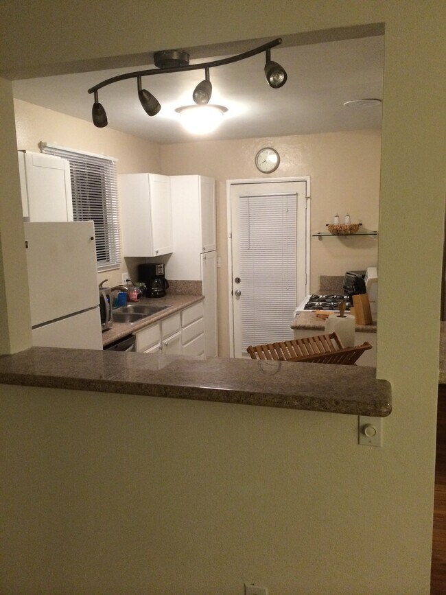 Foto del edificio - 536 39th W St