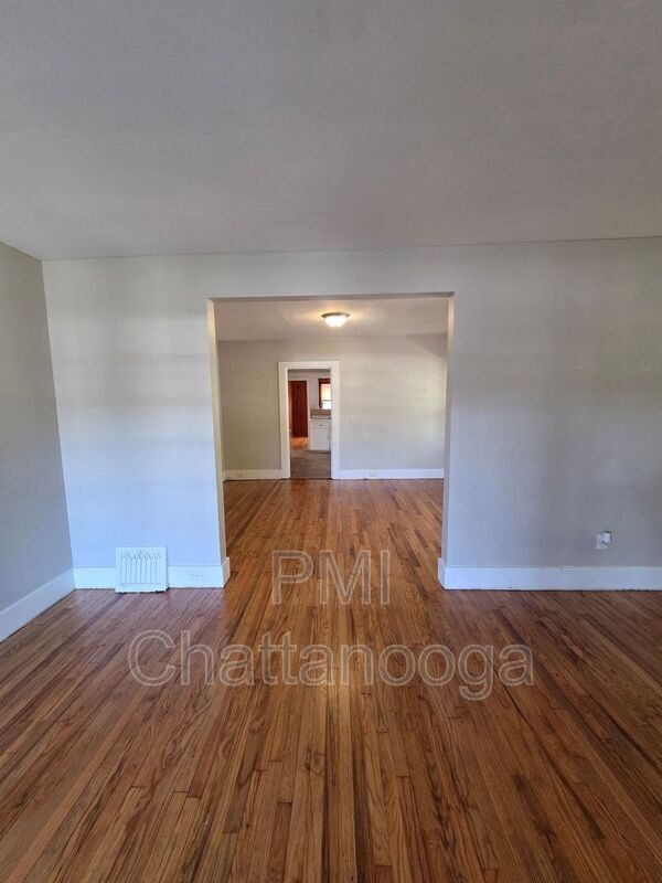 Foto del edificio - 101 Kingwood Dr