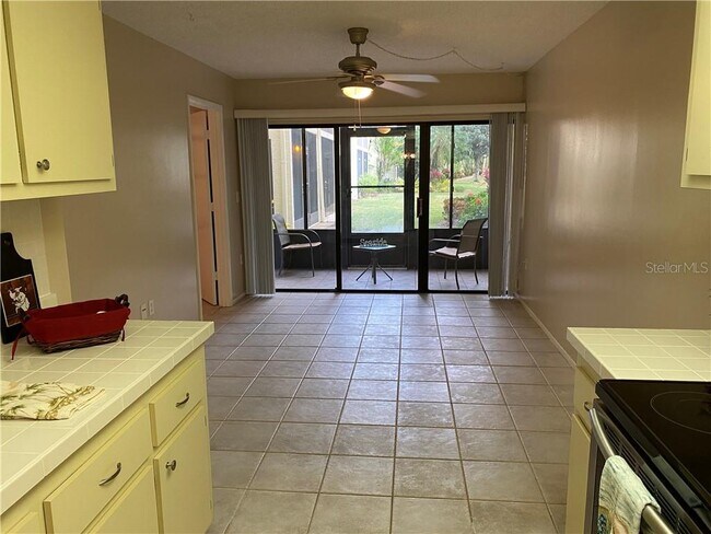 Looking at large den or office to lanai - 425 30th Ave W