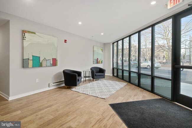 Foto del edificio - 1734-38 Ridge Ave