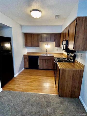 Building Photo - 3900 Cherry Brook Dr
