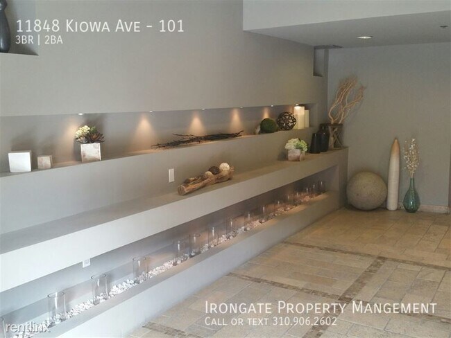 Foto del edificio - 11848 Kiowa Ave