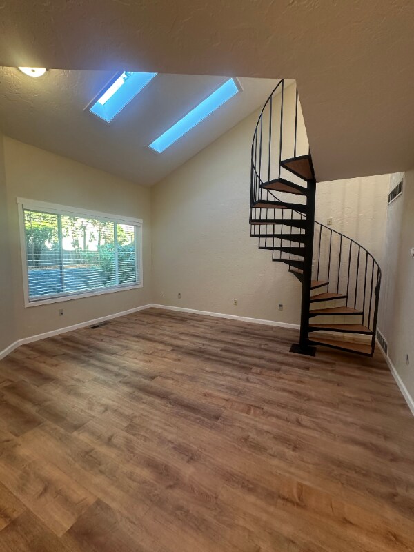 Foto del edificio - 3019 128th Ave SE