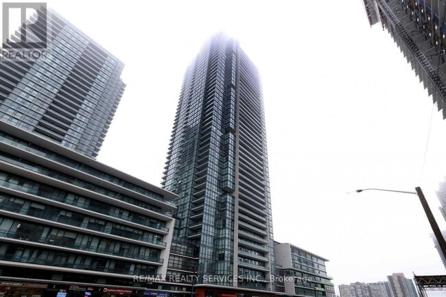Building Photo - 4070-4070 Confederation Pkwy