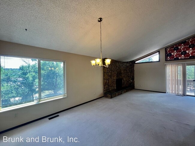Building Photo - 4 br, 3 bath House - 180 Dolomite Drive