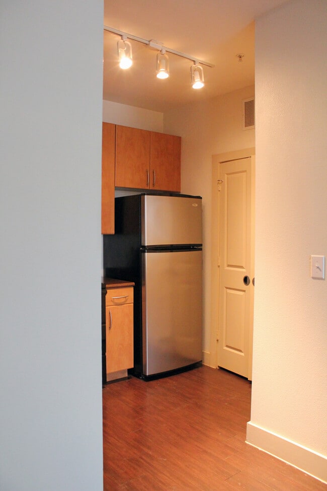 Interior Photo - MAA Westover Hills