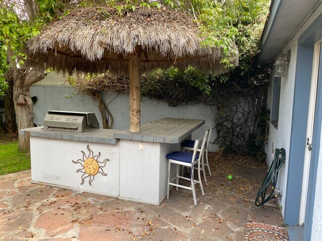 Foto del edificio - 3652 Promontory St