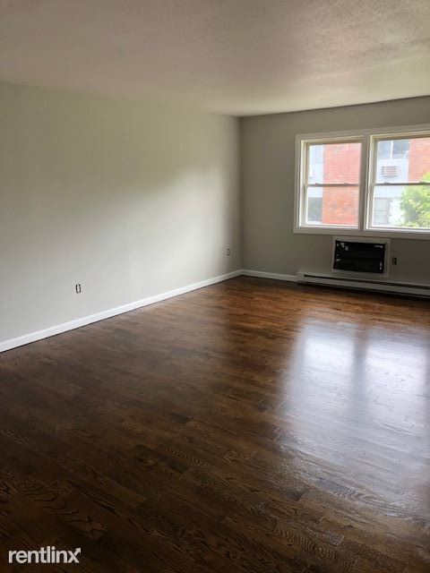 Foto del edificio - 1 br, 1 bath  - Coleman St