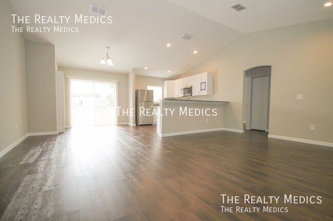 Foto del edificio - 14 Juniper Way Ln