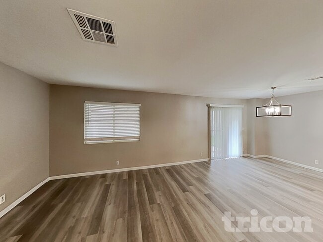 Foto del edificio - 9345 Copper Villa Ct