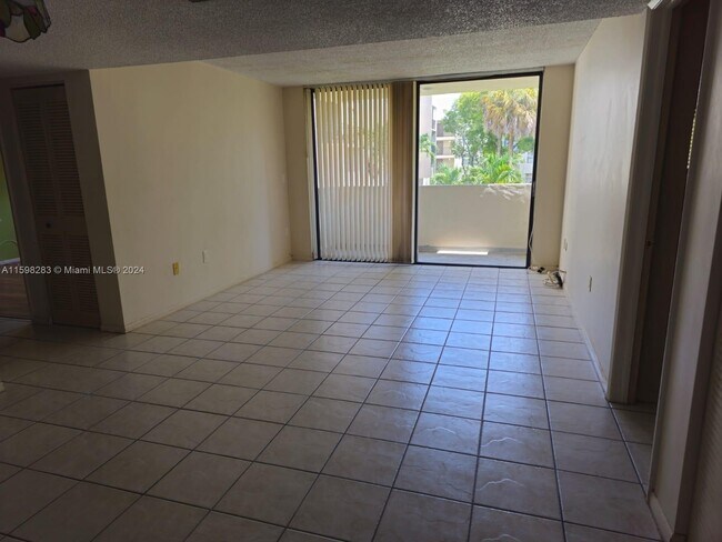 Building Photo - 8004 SW 149th Ave