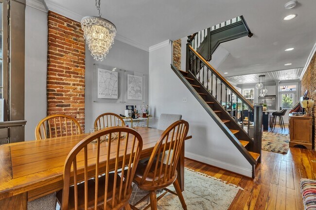 Foto del edificio - 1448 Patapsco St
