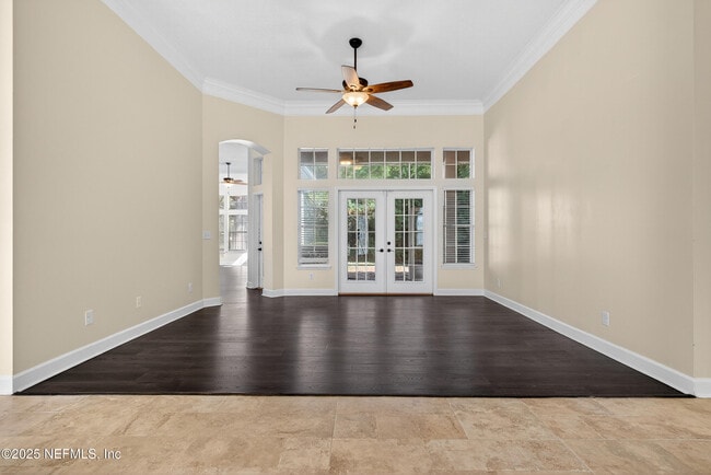 Foto del edificio - 577 Hunters Grove Ct