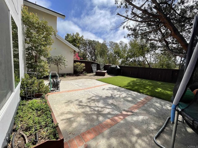 Foto del edificio - 3945 Carmel Springs Way