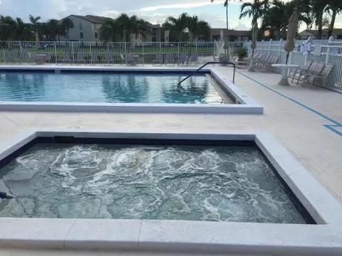 Foto del edificio - 819 Sky Pine Way