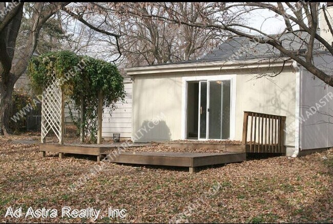 Foto del edificio - 2 br, 2 bath House - 9317 E 68th St