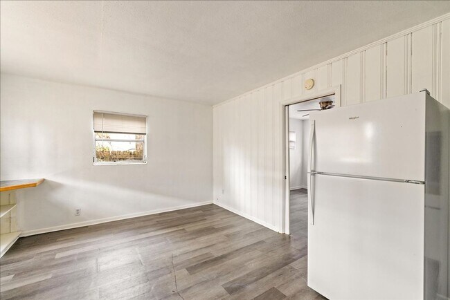 Photo - True 1 Bedroom Near FSU Apartment