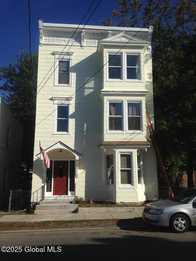 Primary Photo - 91 Park Ave
