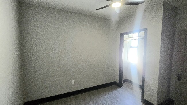 Building Photo - 404 St Philip St