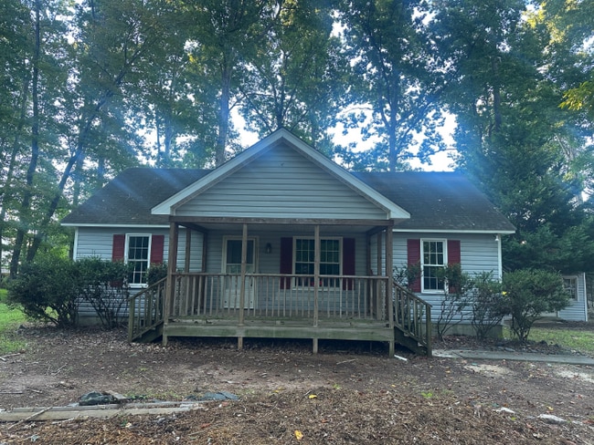 Building Photo - 161 Mill Creek Dr