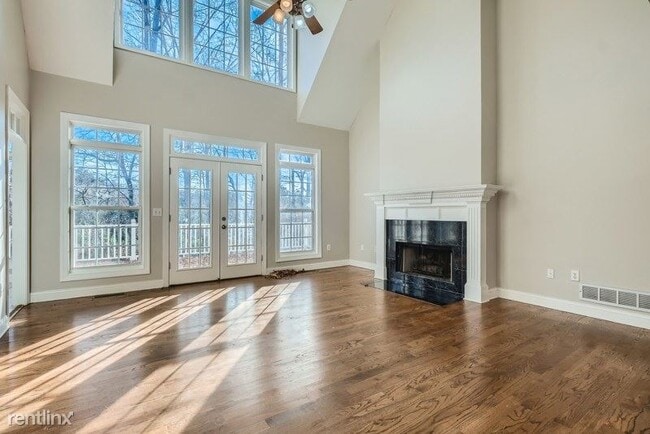 Building Photo - 5 br, 4.5 bath House - 5421 Legacy Trail UNIT