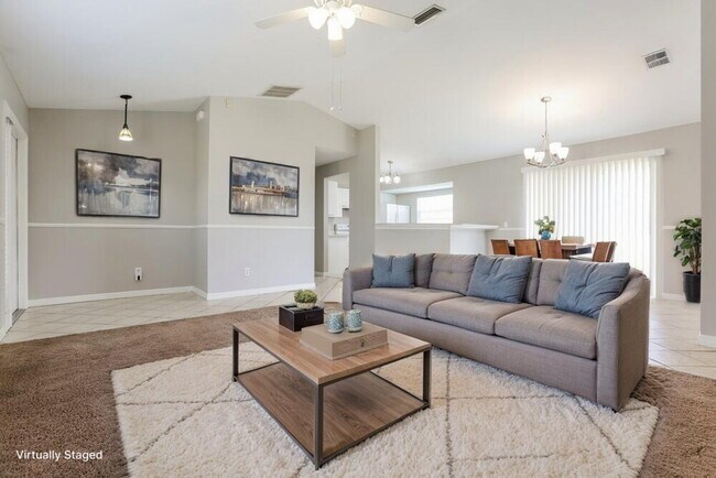 Foto del edificio - 2525 Mather Ln