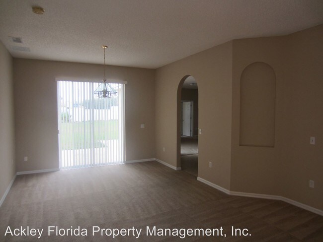 Building Photo - 750 Leopard Ct