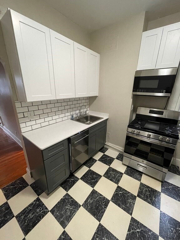 Foto del edificio - 1060 Beacon St