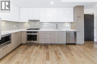 Building Photo - 5311 Cedarbridge Way