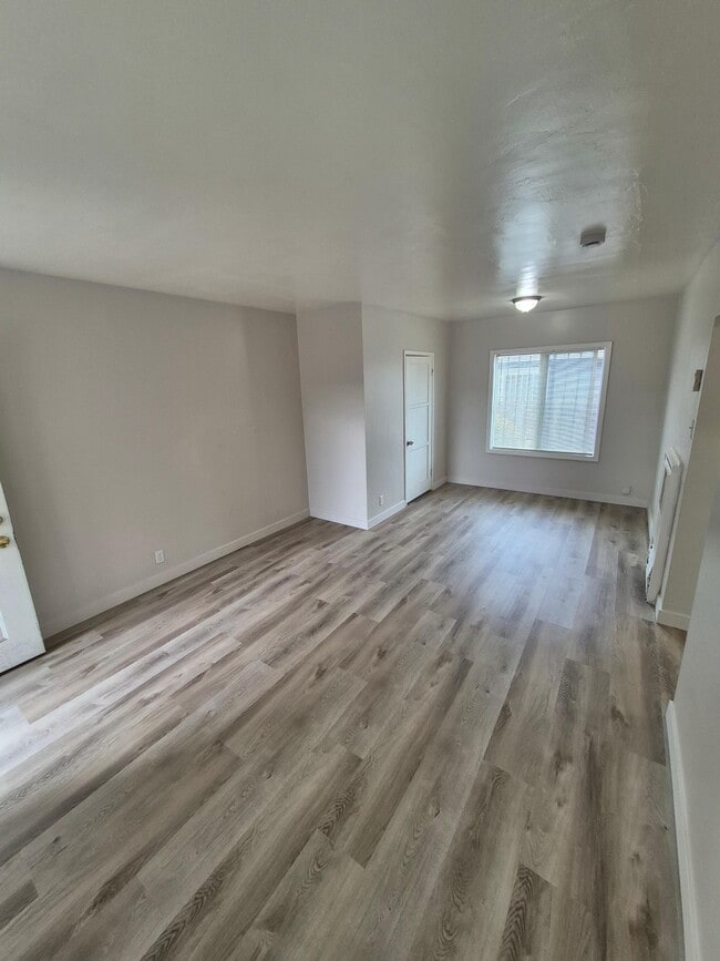 Photo - 1923 98th Ave (Oakland, CA) Apartment