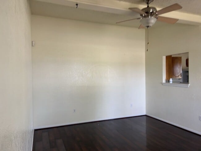 Foto del edificio - 2224 Spicewood Dr