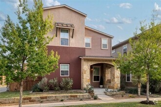 Building Photo - 2513 Moreno St
