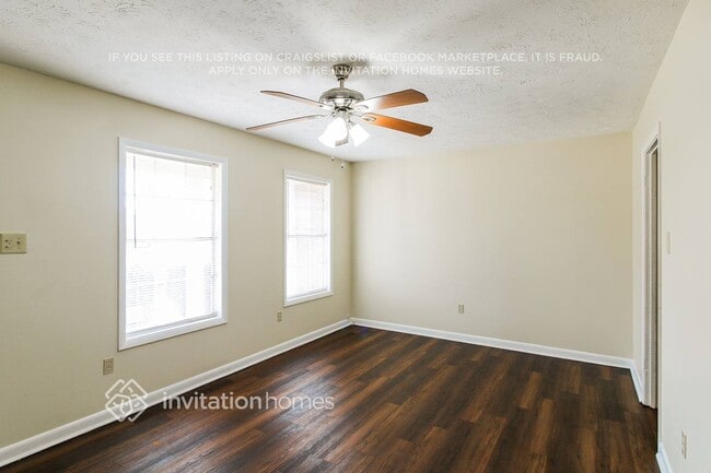 Building Photo - 1621 Wesley Way NW